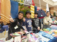 お祭りに出店の様子