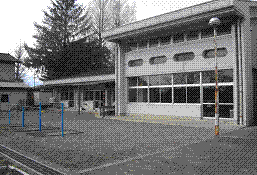 島立児童センター(島立つどいの広場)外観写真