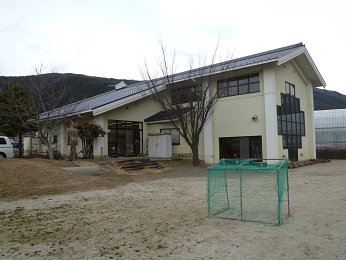 山辺児童センター(山辺つどいの広場)外観写真